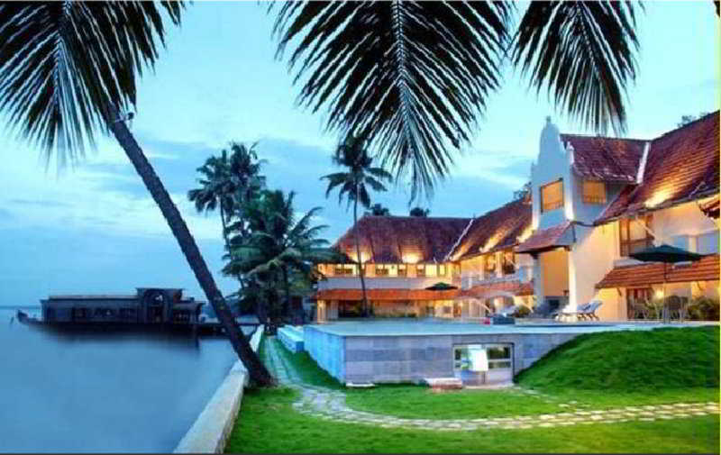 Lemon Tree Vembanad Lake Resort, Kerala Alappuzha Bagian luar foto